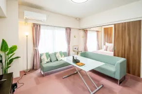 This price is for up to 7 people! Beautiful 3LDK room, so couples will be very satisfied! Parking lot included - Image 3
