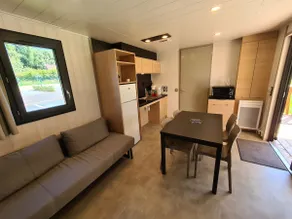 2-bedroom PMR ”Martinol” chalet - Image 4