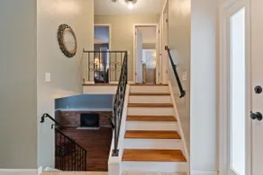 Cheerful Henrietta 4BDRM. w/Garage - Pets welcome! - Image 4
