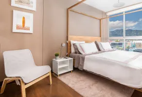 Classy Apartment w/ King Bed Close to Airports - Image 5