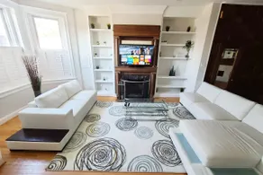 7 bedroom /4.5BA with additional in law suite. - Image 2