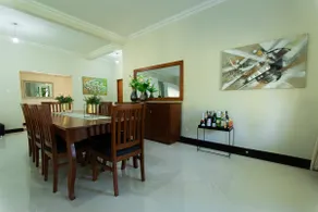3 bedroom Home - Image 3