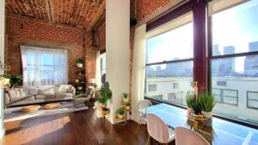 ☆DTLA Penthouse☆ Stunning Boho Glam Loft w/ Skyline Views - Image 5