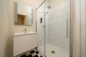 Quiet in the city center: House 4 bedrooms 4 bathrooms - Image 5