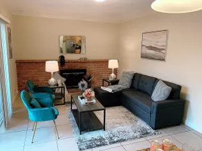 \"Luxury: 4B/3B with Dual EnSuites, Parking, WiFI\" - Image 5