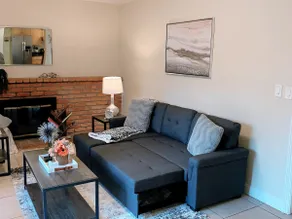 \"Luxury: 4B/3B with Dual EnSuites, Parking, WiFI\" - Image 4