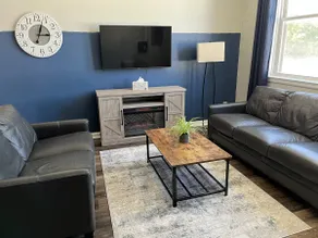 Historic Downtown Apartment - Image 2