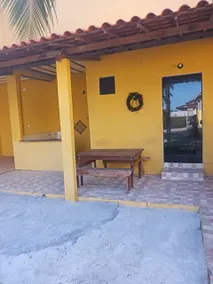 Beach House with 1 Bedroom and Parking - Image 3
