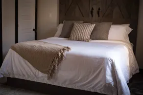 Lovely bachelor rental - Image 3