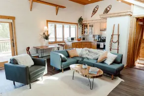 Alpine Chalet on Spectacular Property - Image 3