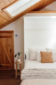 Alpine Chalet on Spectacular Property - Image 5
