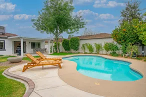 ❤️of PHX in Historic Willo • Heated Pool • Chef's Kitchen • Fast WiFi - Image 2