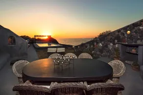 Ramni House: Private Villa with pool by the Sea - Image 2