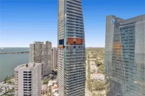Luxury Studio st Four Seasons Hotel w/ bayview - Image 2
