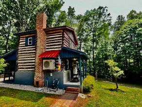 Pilot Mountain Escape - Cabin - Image 2