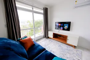 Beautiful house with a view near UFSC, queen size bed with garage - Image 3
