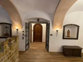 Superb Medieval Apartment - Image 2