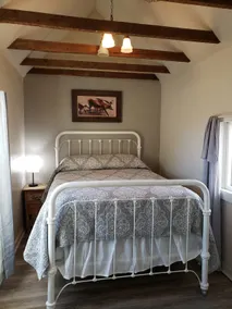 Quaint Farmhouse on  Palisade Peach Orchard close to Wineries - Image 5