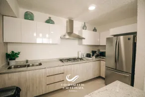 Beautiful NEW apartment 50 meters from the beach!! - Image 3