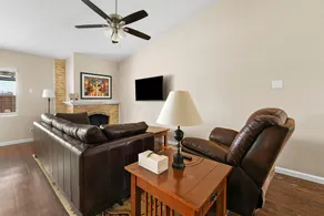 Cozy 3-bdrm Dog Friendly Home n Quiet Neighborhood - Image 4