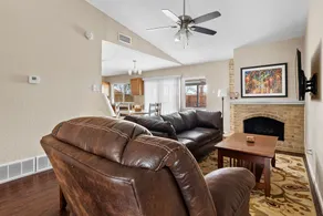 Cozy 3-bdrm Dog Friendly Home n Quiet Neighborhood - Image 3