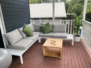 Aloha Zen - beach bungalow among the trees - Image 2