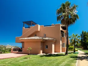 Appartement avec Piscine Commune - Image 2