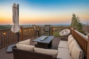 Wine Country Escape- Hot Tub, Vineyard Views & EV - Image 3