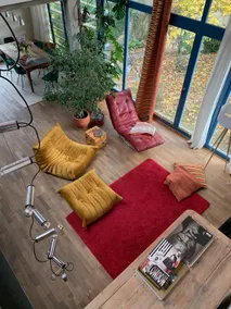 Architect-designed house with wellness area and garden - Image 3
