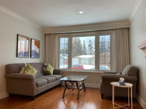Cozy 3BR - Downtown in 30 mins, Near GO train - Image 4