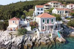 Efi's Cottage by the sea - Image 3