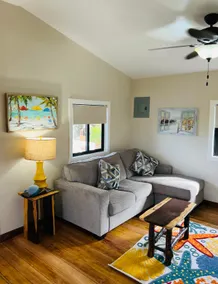 Beautiful One Bedroom, Full Kitchen in Placencia village - Image 2