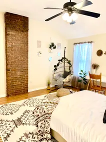 Modern ✌🏾Bedroom House in the ❤️ of Shadyside - Image 2