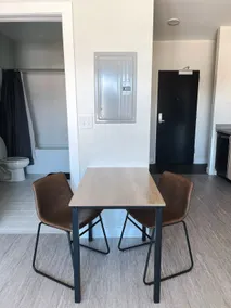 Sleepover Studio Apartments Des Moines - Image 4