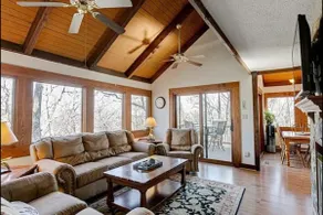A warm mountain top home, steps from the slopes. - Image 3