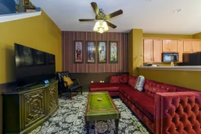 Haunted Mansion Retreat with pool 7 min to Disney - Image 2