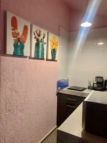 Furnished apartment with all amenities - Image 4