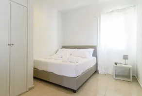 De_naxia Suites - Image 5