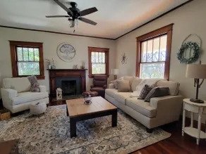 Historic 3BR Bungalow in the Town of Appomattox - Image 2
