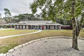 LUXURY GETAWAY, 4 BR, 2.5 BATH, NEAR FT. STEWART - Image 4