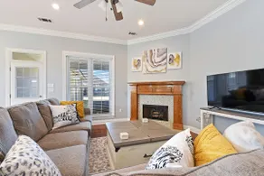 Just minutes from LSU, SU & Downtown Baton Rouge! - Image 4