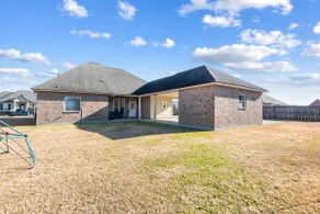 Just minutes from LSU, SU & Downtown Baton Rouge! - Image 2