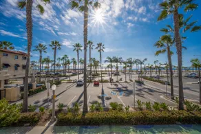 3 Bedroom home on the beach steps from Balboa Pier - Image 5