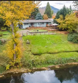New - Down By The Rogue River - With Fire Pit - Image 3