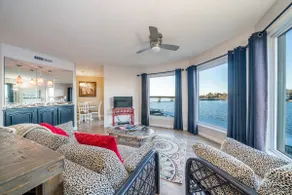 Spectacular 180º Lake View Condo on Lake Hamilton! - Image 2