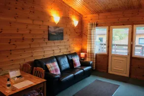 Woodland Spruce Lodge - Image 2