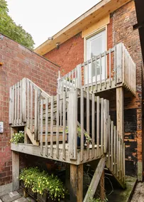 Apartment close to Cincinnati - above coffee shop - Image 4
