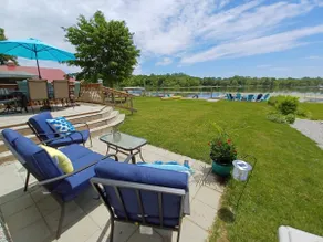 Waterfront 3 Bed/2 Bath Home on Nyona Lake Sleeps9 - Image 3