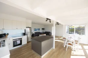 Ocean View Cottage - Anglesea - Image 5