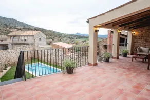 Cal Xinco. Country house with pool. - Image 4